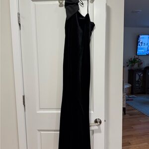 Elegant Black Evening Gown